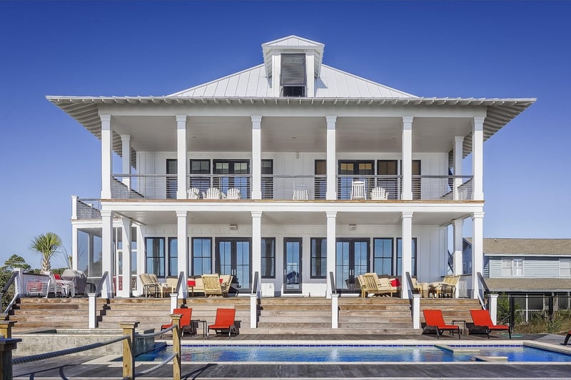 Luxurious Estates